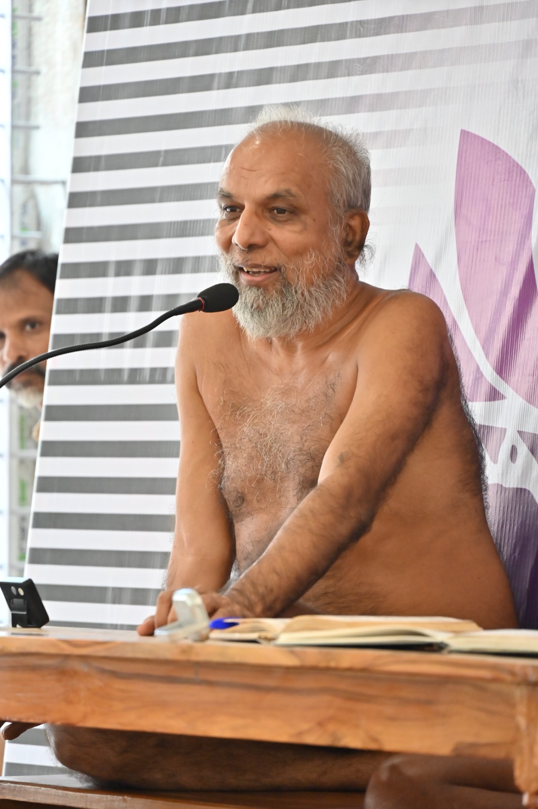 मानव जीवन एक सुनहरा अवसर है खो दिया तो लौटकर आने वाला नहीं प्रमाण सागर महाराज