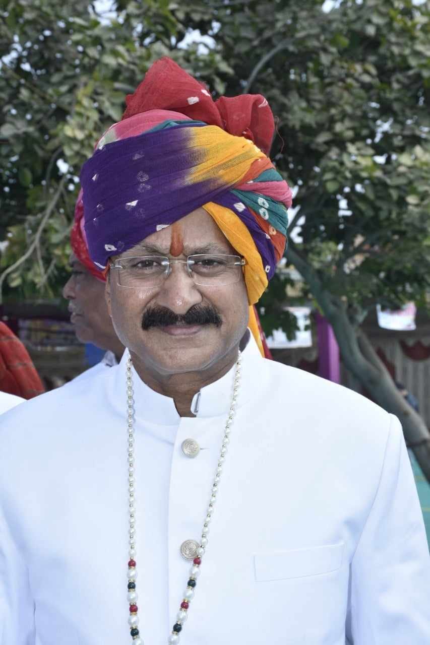 श्री हुकुम जैन काका को तीर्थ क्षेत्र सेनानी कहा सुधासागर महाराज ने अतिशय क्षेत्र कैथुली महामंत्री श्री मनीष जैन हरसोरा ने उन्हें बधाई प्रेषित की