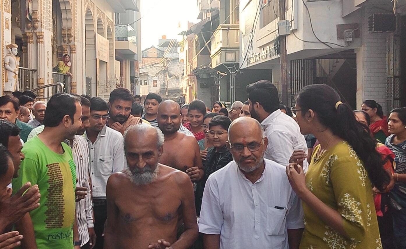 नगर में चातुर्मासरत युगल मुनिराज का हुवा नगर से मंगल विहार ।सभी समाजजनों ने नम आखों से प्रकट की भावांजली।