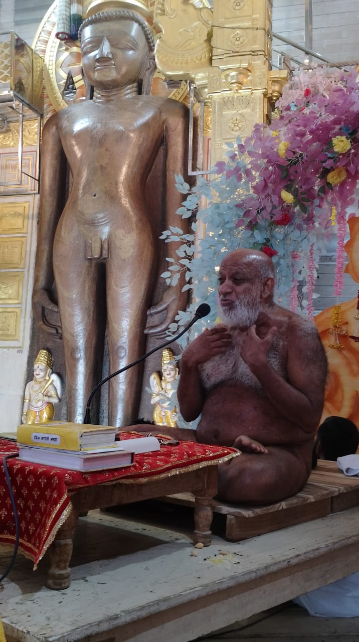 आज होगा मौजी बंधन समारोह देशभर से आ रहे भक्तो के सिर पर होगा संस्कारो का बीजारोपण व्यक्ति सबसे पहले मद् से रहित हो मद् क्रोध से भी अधिक खतरनाक है– राष्ट्रसंत मुनि पुगंव श्री सुधासागरजी महाराज