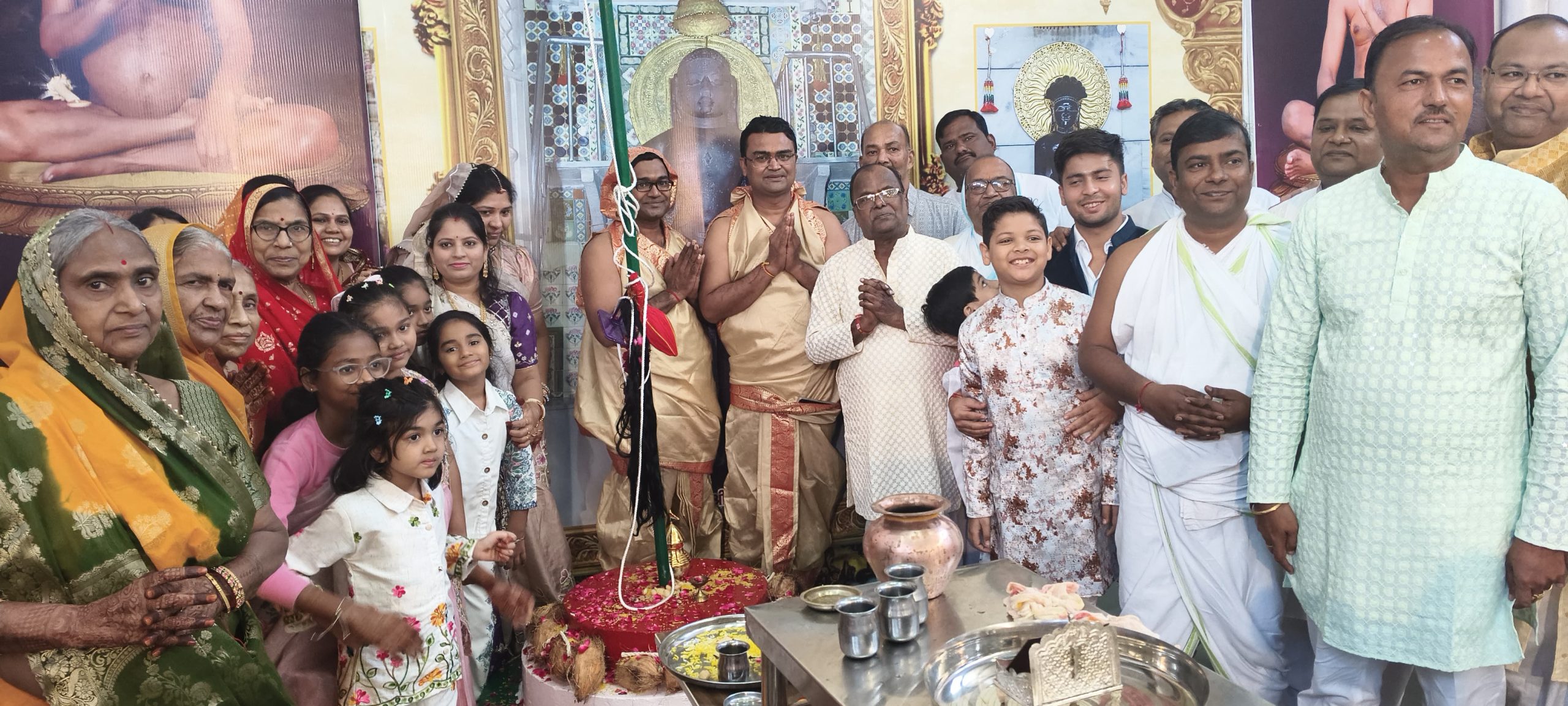 आचार्य श्री विनिश्चय सागर महाराज सानिध्य में घटयात्रा ध्वजारोहण संकलीकरण के साथ पंचकल्याण प्रतिष्ठा महोत्सव का हुआ शुभारभ आचार्य श्री ने पंचकल्याणक महोत्सव का महत्व समझाया