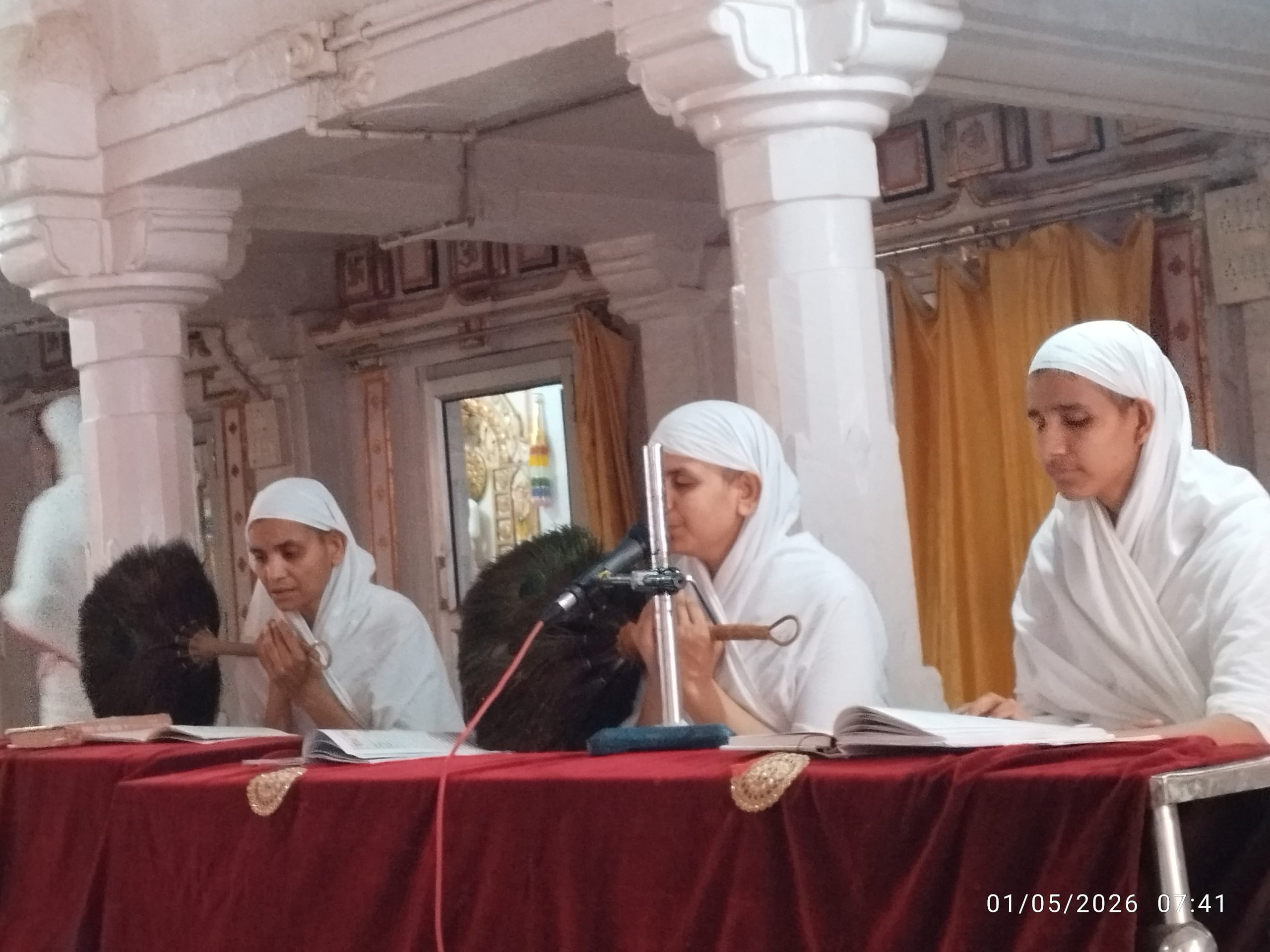 अच्छे कर्मों का फल अच्छा होता है सिद्धमति माताजी सुरेश चंद्र गांधी जिला बांसवाड़ा राजस्थान की रिपोर्ट——-