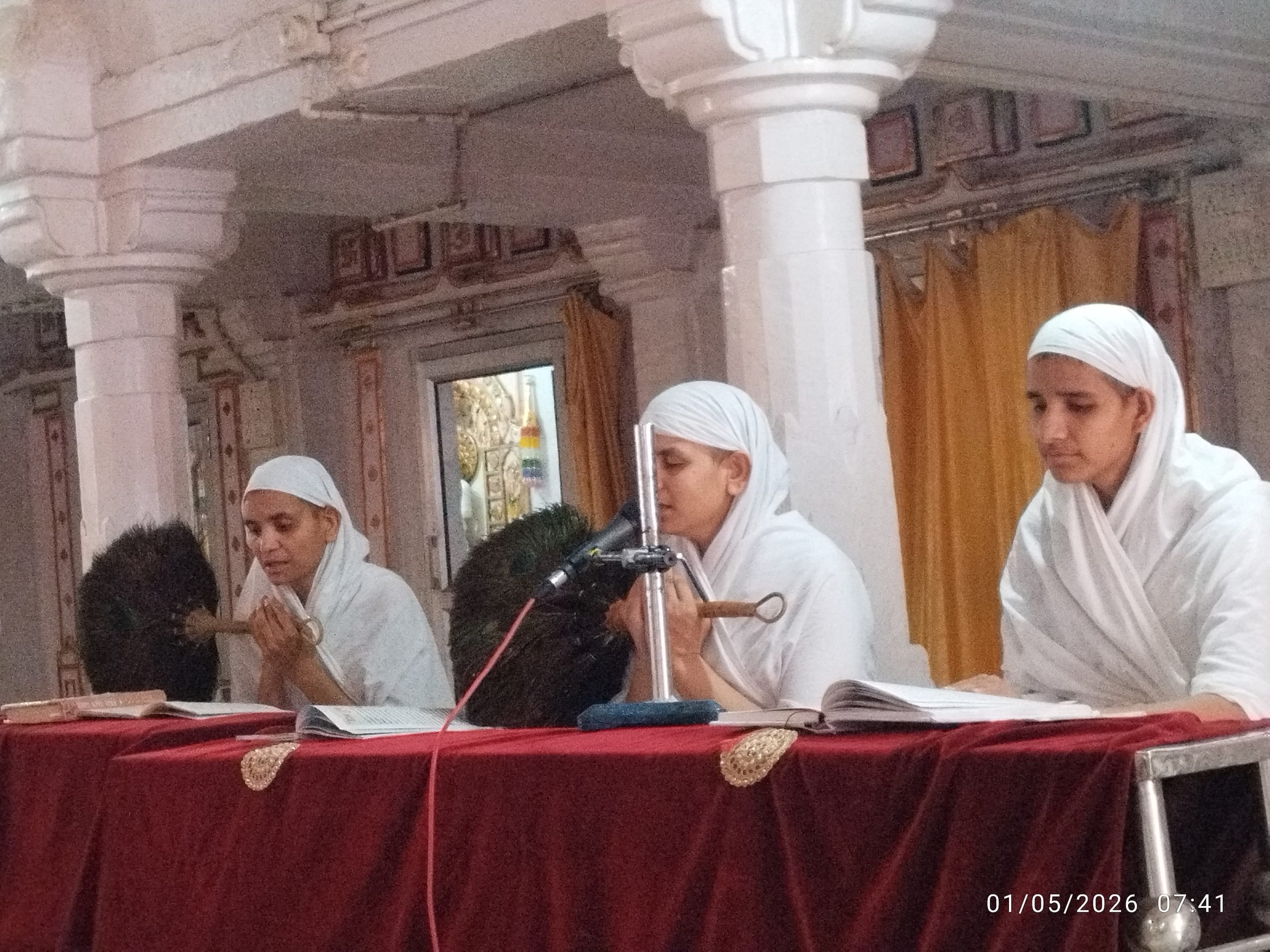 दृष्टि बदलो सृष्टि बदल जाएगी* सुरेश चंद्र गांधी नौगामा जिला बांसवाड़ा राजस्थान की रिपोर्ट———