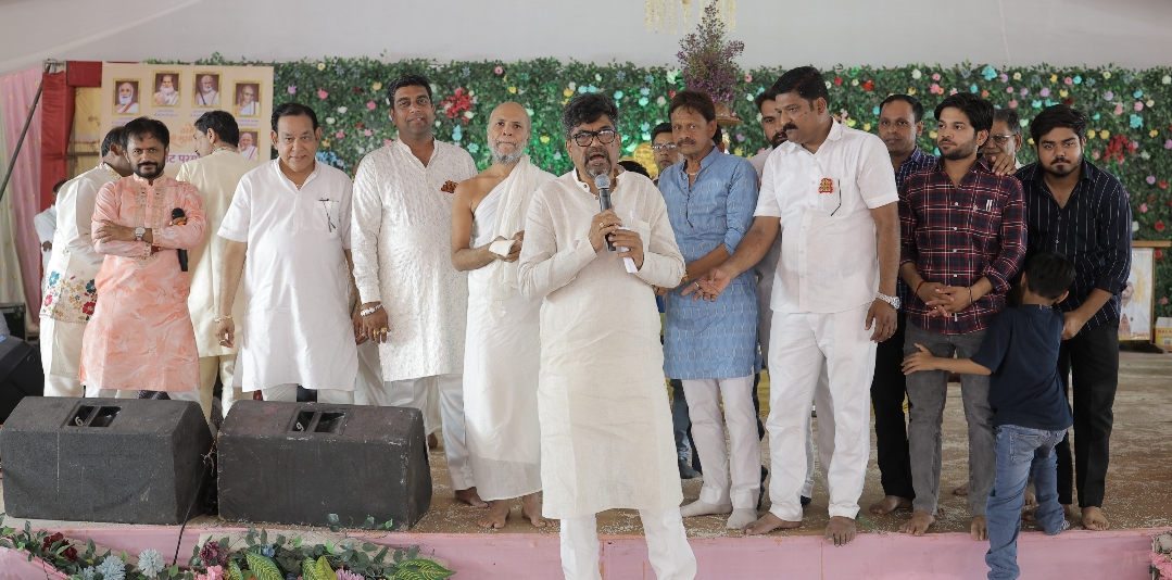 जन-जन की सहभागिता से ऐतिहासिक बना दीक्षा महोत्सव सामाजिक समरसता, सौहार्द और एकता की अनुपम मिसाल पेश की क्षेत्रवासियों ने
