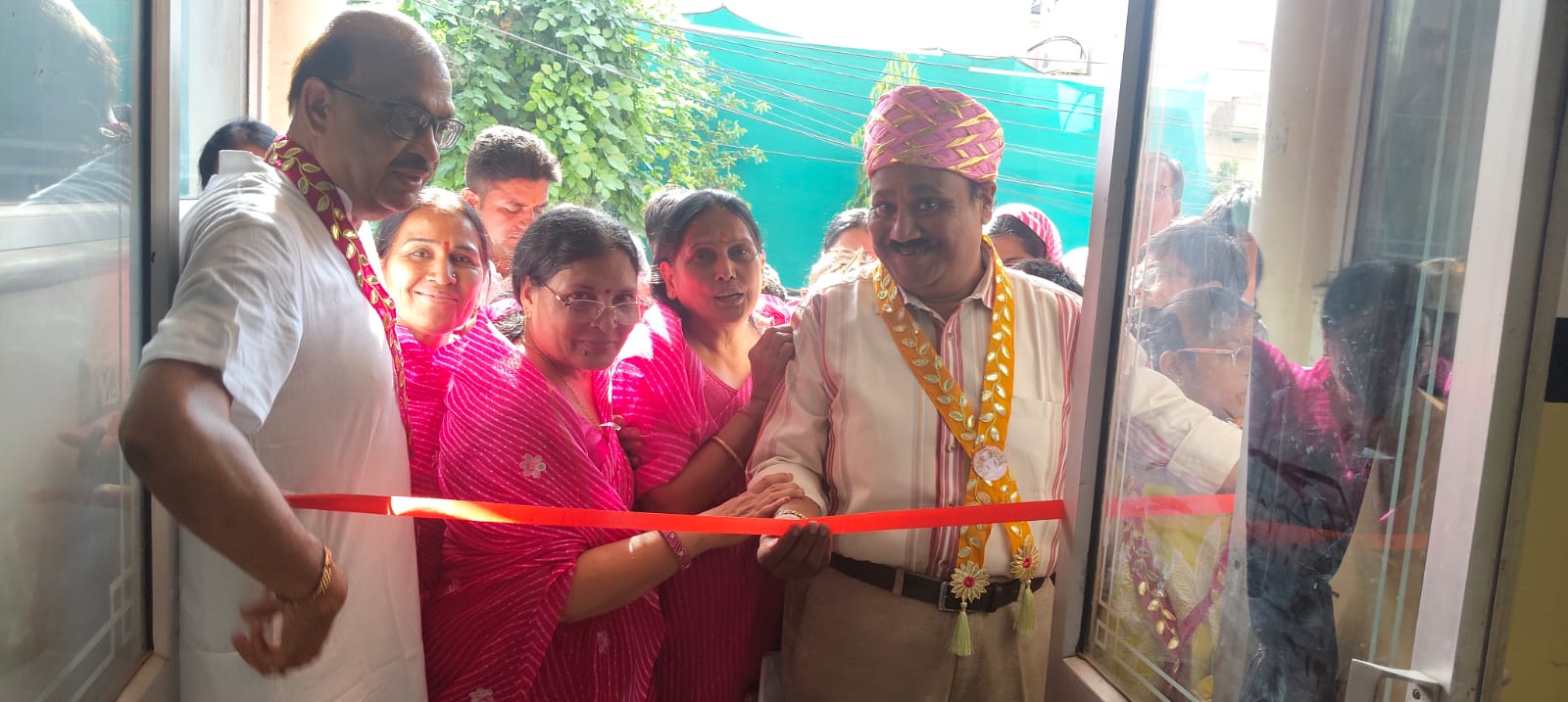 गायत्री नगर में श्रमण संस्कृति संस्कार शिविर माँ जिनवाणी की भव्य शोभा यात्रा के साथ शुभारम्भ