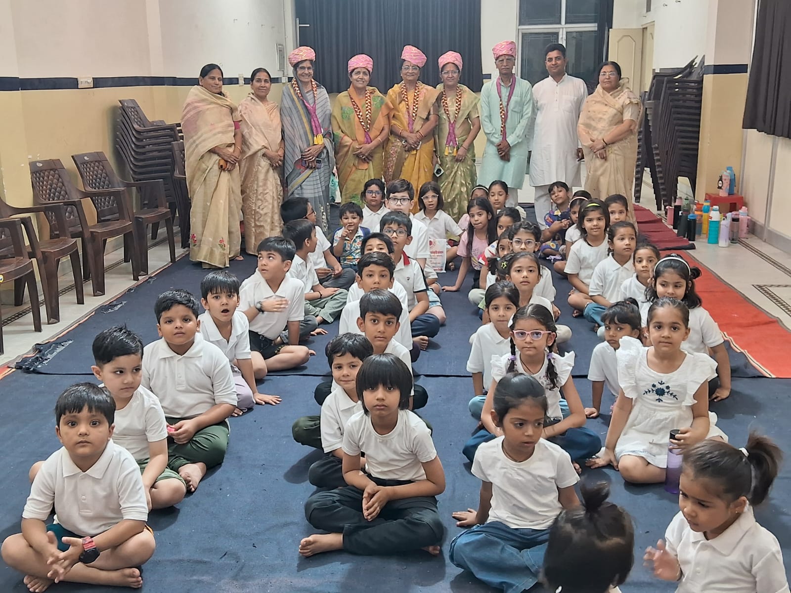 गायत्री नगर संस्कार शिक्षण शिविर में बच्चों व बड़ों में दिखा उत्साह और संस्कारों के प्रति जागरूकता* —-संस्थान के पदाधिकारियों ने किया शिविर का निरीक्षण