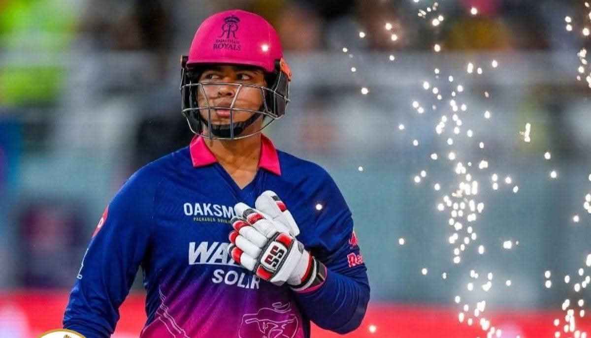 ऑरेंज कैप ही नहीं, वैभव सूर्यवंशी ने IPL 2026 में जीते 5 दमदार पुरस्कार; कार भी नहीं छोड़ी वैभव सूर्यवंशी ने आईपीएल 2026 में पांच दमदार पुरस्कार जीते। उन्होंने अपनी तूफानी बल्लेबाजी से गदर काटा। वह राजस्थान रॉयल्स का हिस्सा हैं।