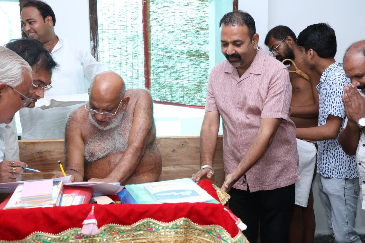 समर्पण का ऐसा दृश्य, जो शायद जीवन में एक बार ही देखने को मिलता है… श्रीश जैन ललितपुर की कलम से 