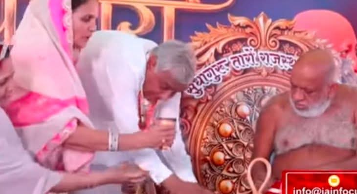 जैन समाज के 4 हजार लोगों ने चातुर्मास, ज्ञानोदय तीर्थ क्षेत्र में पंच कल्याणक के लिए किया श्रीफल भेंट गुरुवर हमको तारों राजस्थान पधारो