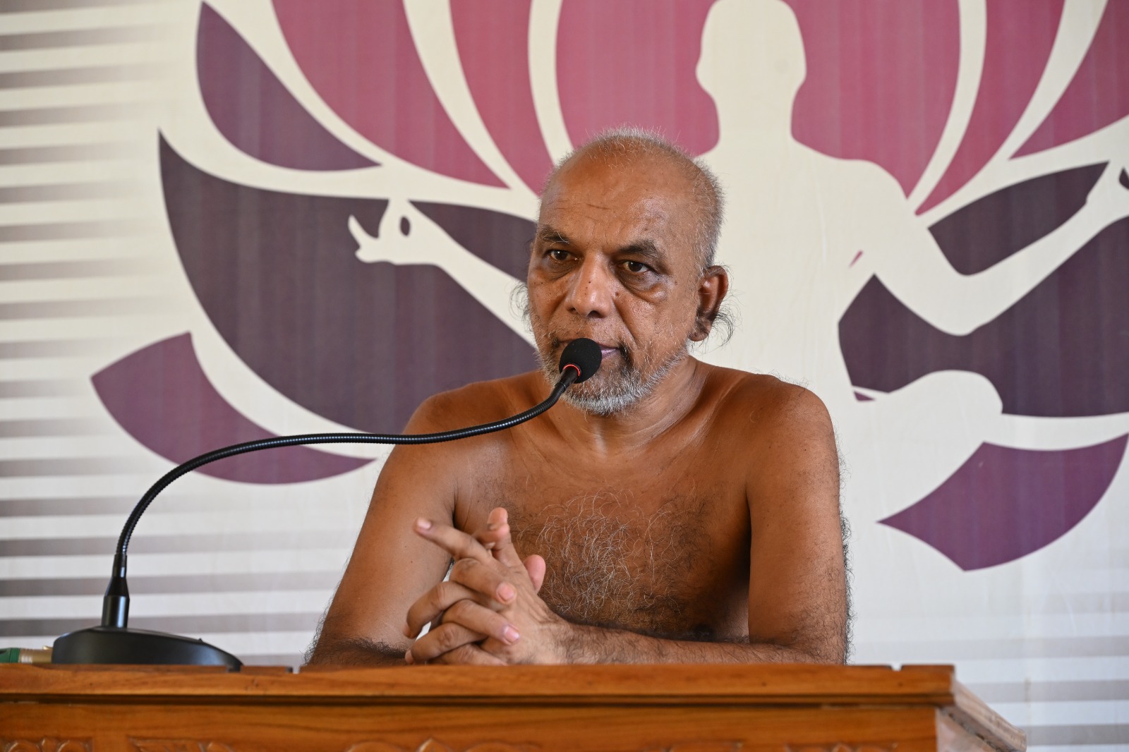 जीवन को श्रेष्ठ बनाना है तो भावनाओं को श्रेष्ठ बनाइए” — मुनि श्री प्रमाण सागर