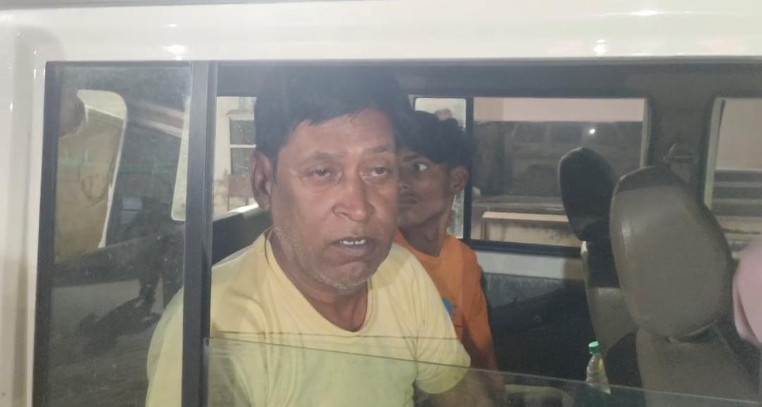 जनहित के मुद्दे उठाने पर पत्रकार को मिली हवालात शिकायतों के बाद आनन-फानन में दर्ज हुआ राजकार्य में बाधा का मुकदमा । रामगंजमंडी