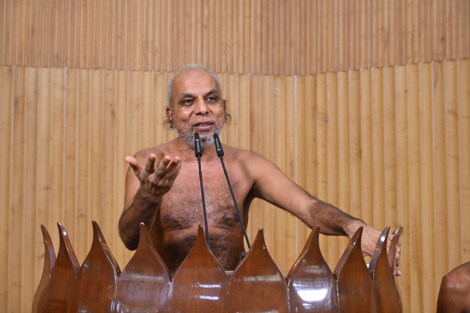फालतूपन से दूरी, सार्थकता से मित्रता ही सफल जीवन का मूल मंत्र : मुनि श्री प्रमाण सागर जी महाराज