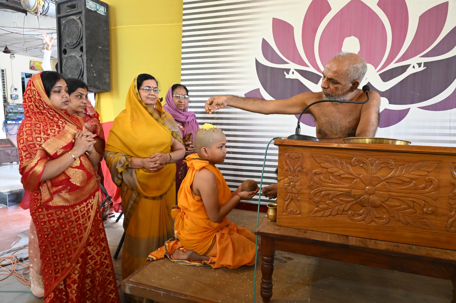शास्त्रों की दिव्य वाणी हमारे जीवन का आधार है” — मुनि श्री प्रमाणसागर महाराज