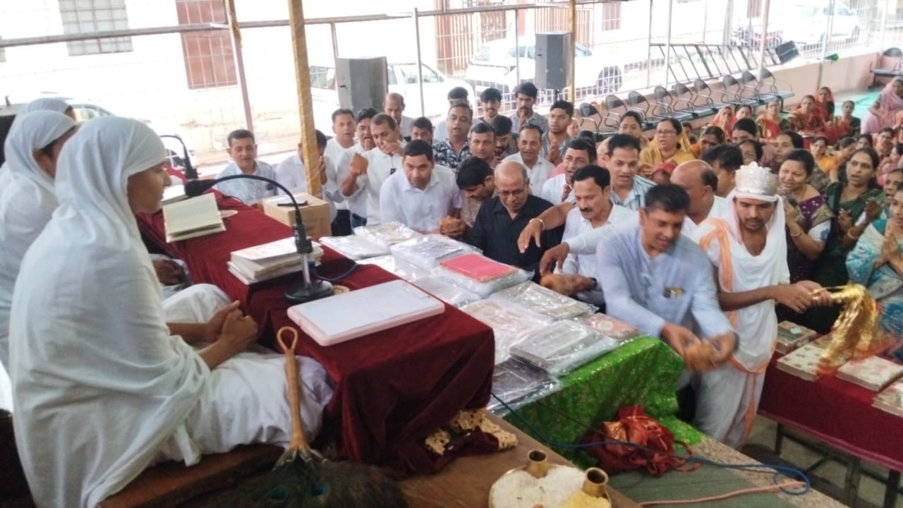 श्रुत पंचमी पर्व आयिका सिद्ध श्री माताजी के सानिध्य में बड़े हर्ष उल्लास के साथ मनाई* सुरेश चंद्र गांधी नौगामा जिला बांसवाड़ा राजस्थान की रिपोर्ट –