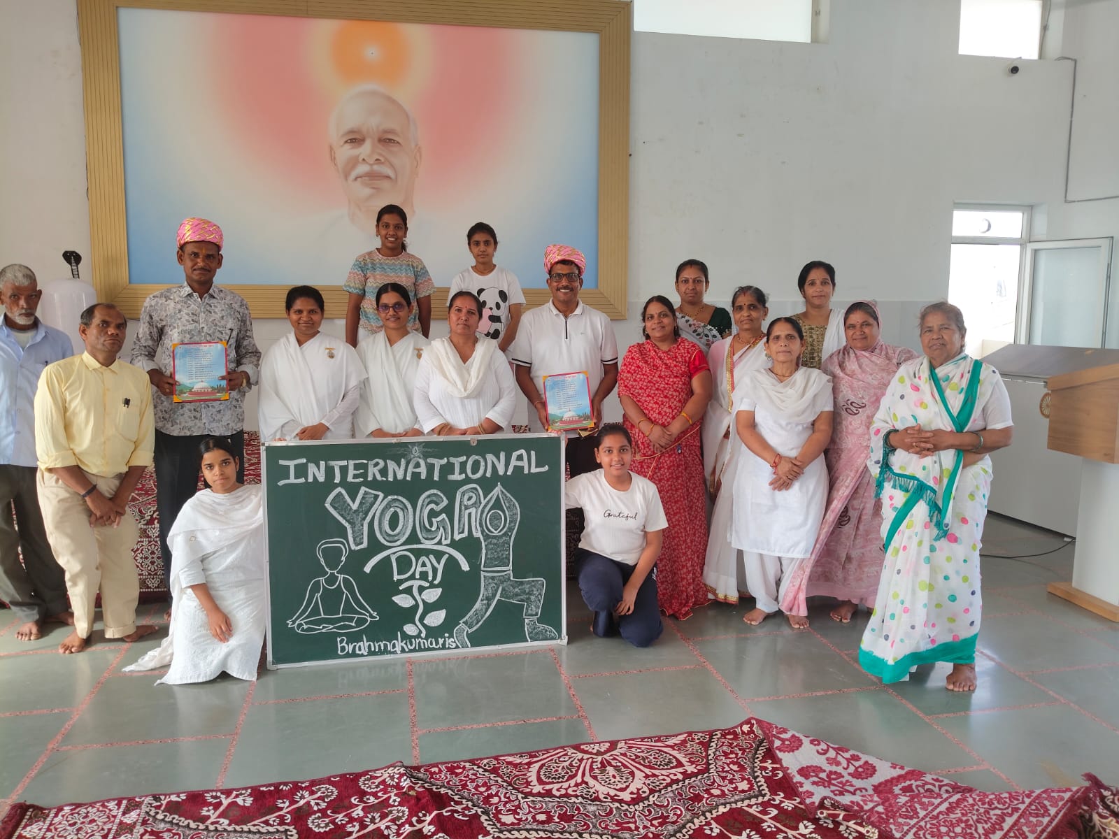 अंतर्राष्ट्रीय योग दिवस पर ब्रह्माकुमारी सेवा केंद्र में हुआ योग एवं राजयोग का संगम*