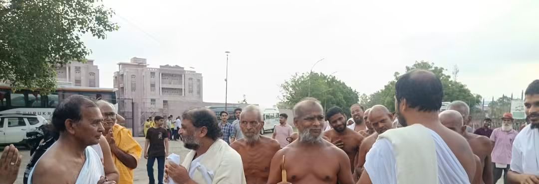 मोहनखेड़ा तीर्थ पर दिखा धर्म समन्वय का अद्भुत दृश्य, आचार्य श्री 108 सुनीलसागर जी ससंघ का भव्य स्वागत*