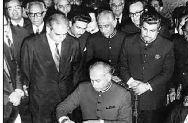 डिनर के बाद सिटिंग रूम में अकेले इंदिरा गांधी व जुल्फिकार अली भुट्टो- शिमला समझौते के आखिरी घंटों की कहानी