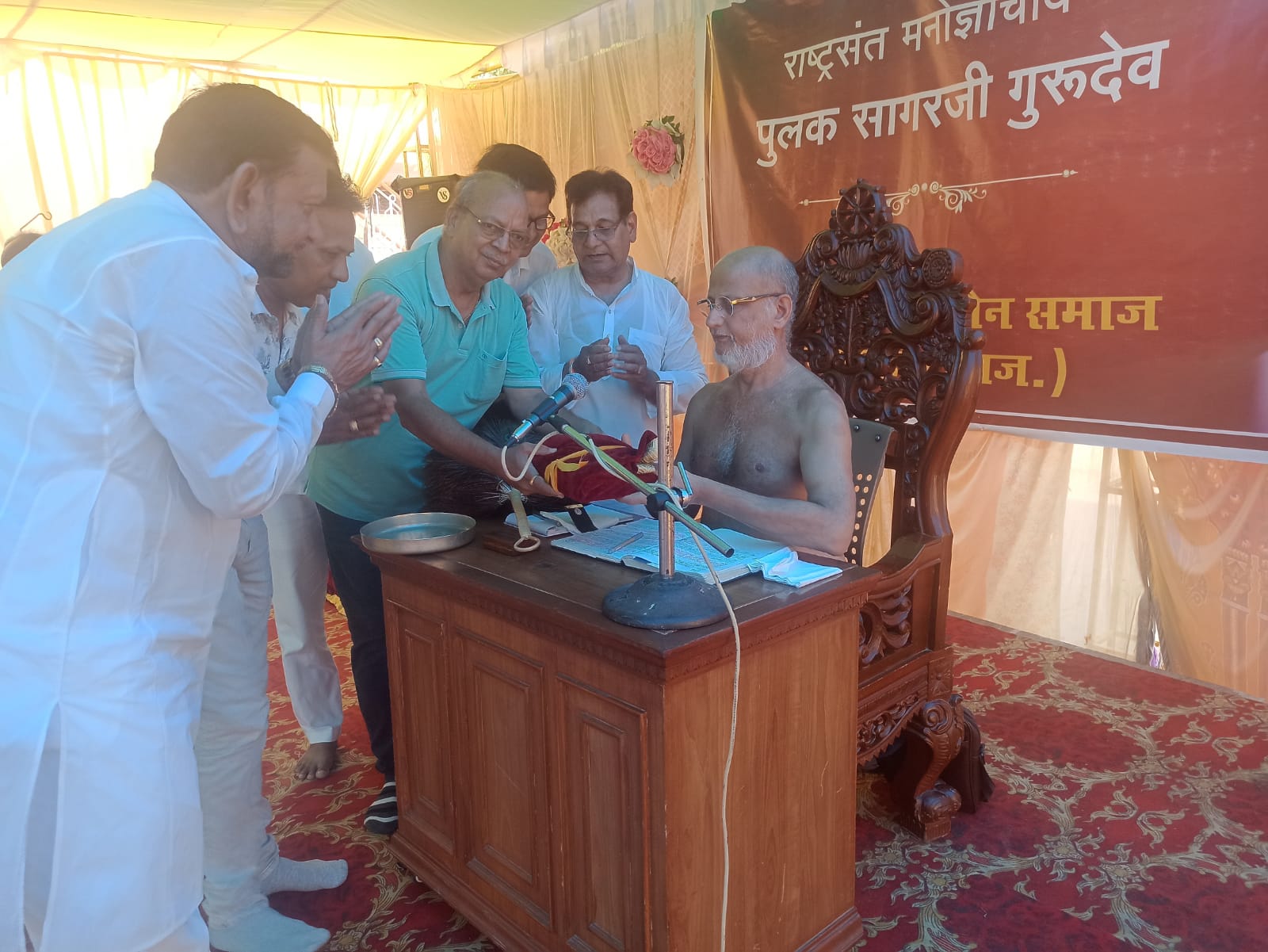 जीवन को खुश बनाना है तो बहुत कुछ परिवर्तन खुद में लाना पड़ेगा- राष्ट्र संत दिगम्बाचार्य पुलक सागर*