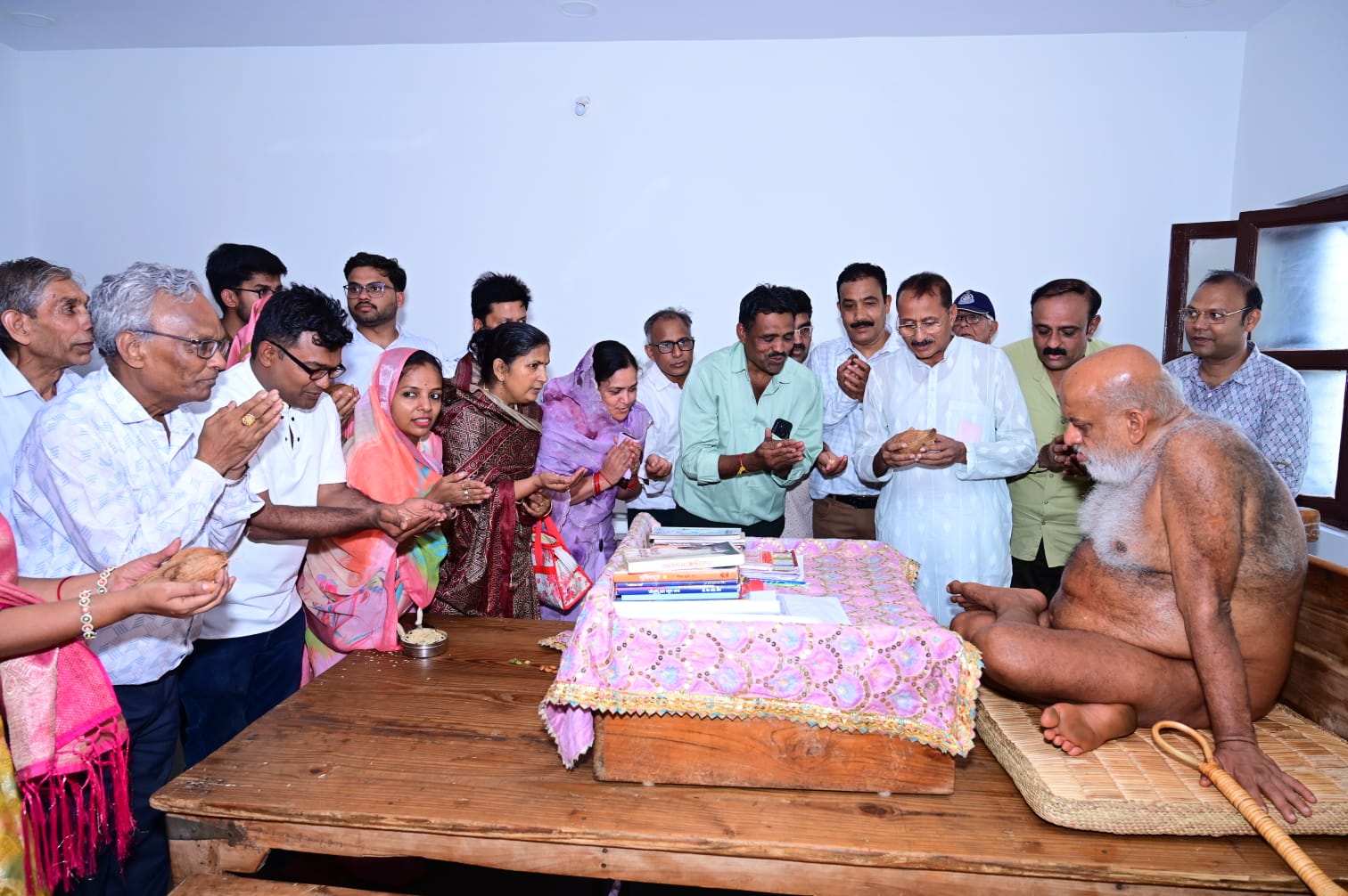 चंद्रोदय तीर्थ चांदखेड़ी की ओर से मुनिश्री सुधासागर महाराज को वर्षायोग हेतु निवेदन, रविवार को रूठियाई में होगा श्रीफल भेंट 