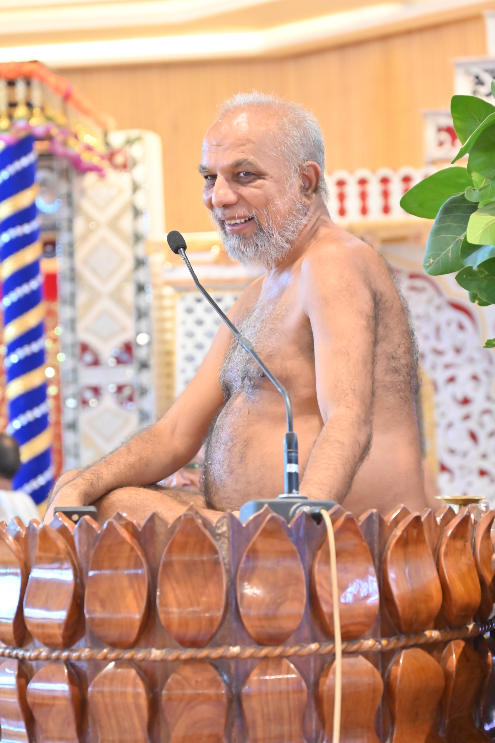 शुद्ध शाकाहार से सुरक्षित रहेगा धर्म और स्वास्थ्य, मुनि प्रमाण सागर महाराज ने छात्रों-युवाओं को दिया बड़ा संदेश”