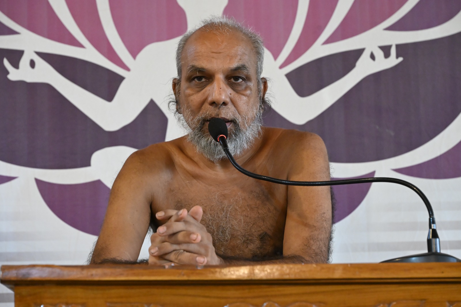 भ्रष्ट व्यवस्था में स्वयं को ईमानदार रखना ही सबसे बड़ी विजय” — राष्ट्रसंत मुनि श्री प्रमाण सागर महाराज