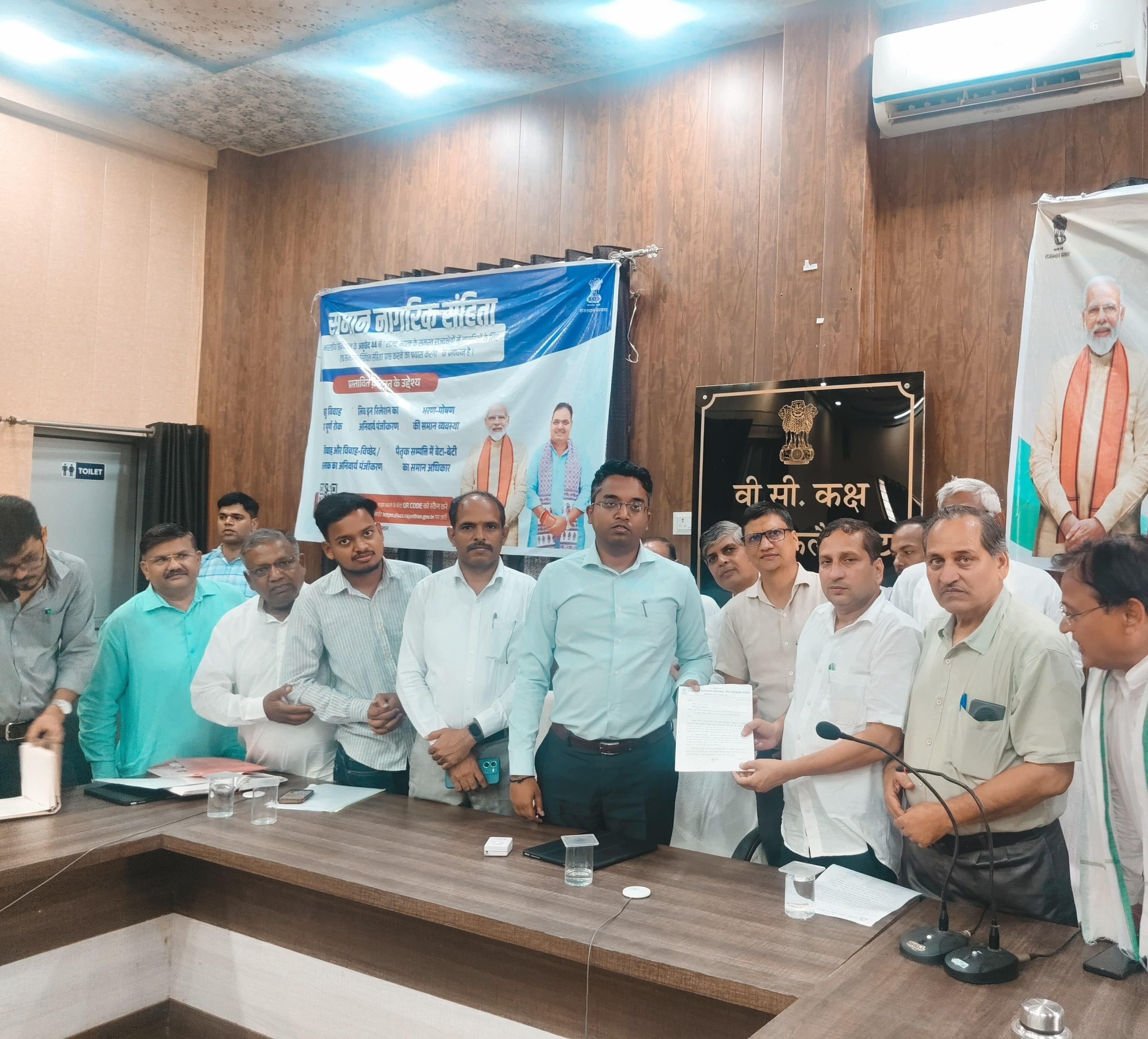 विजयमती माताजी के नाम पर सर्किल/चौराहे के नामकरण की मांग जैन समाज ने जिला कलेक्टर को सौंपा मांग पत्र