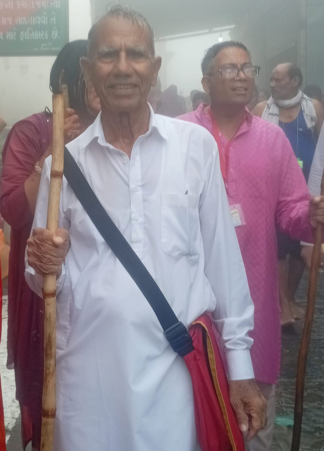 श्री नेमिनाथ भगवान का मोक्ष का कल्याणक मनाने गिरनार सिद्ध क्षेत्र पर देश भर के हजारों यात्री पहुंचे।
