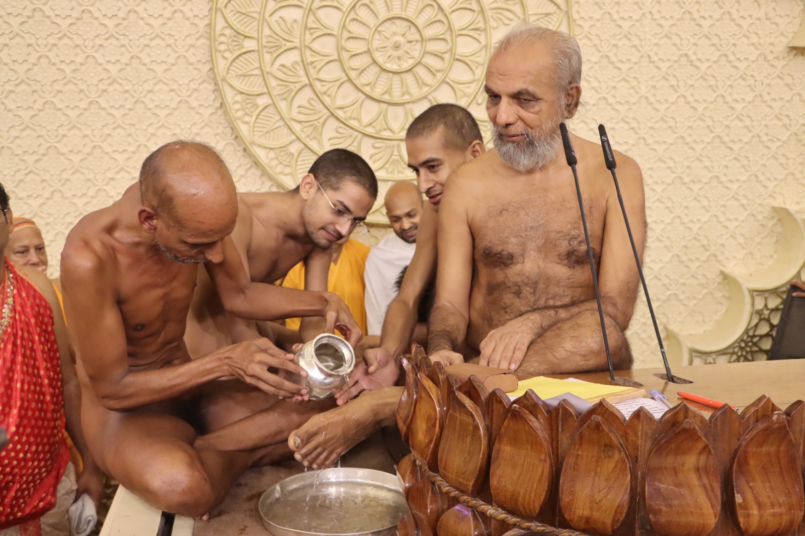 श्रद्धा अंधकार में भी जीवन का मार्ग दिखाती है, गुरु की मानने वाला ही सच्चा श्रद्धालु — राष्ट्रसंत मुनि श्री प्रमाणसागर महाराज