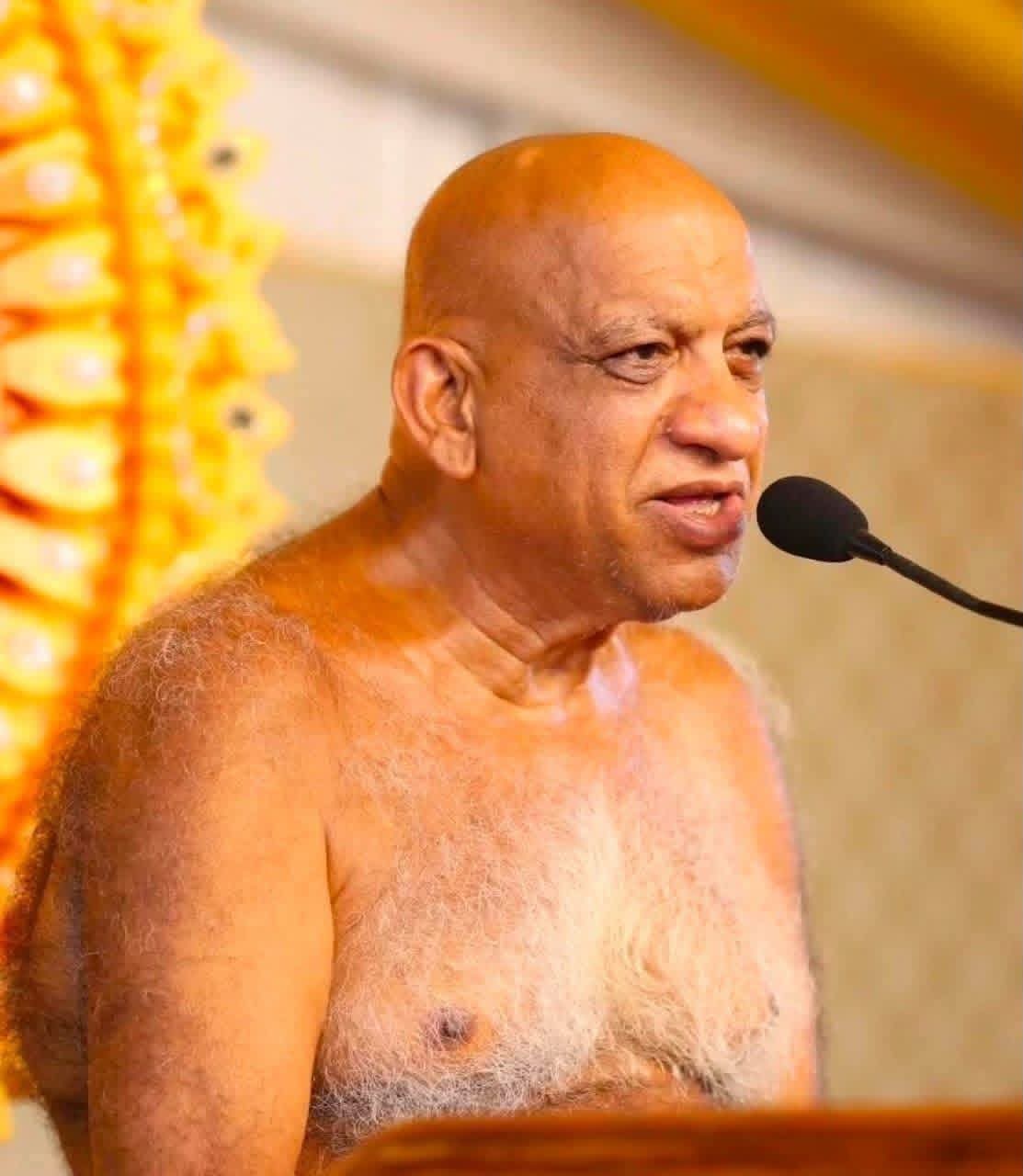 जिस ओर जवानी चलती है, उस ओर जमाना चलता है… लेकिन जवानी को दिशा कौन देगा?