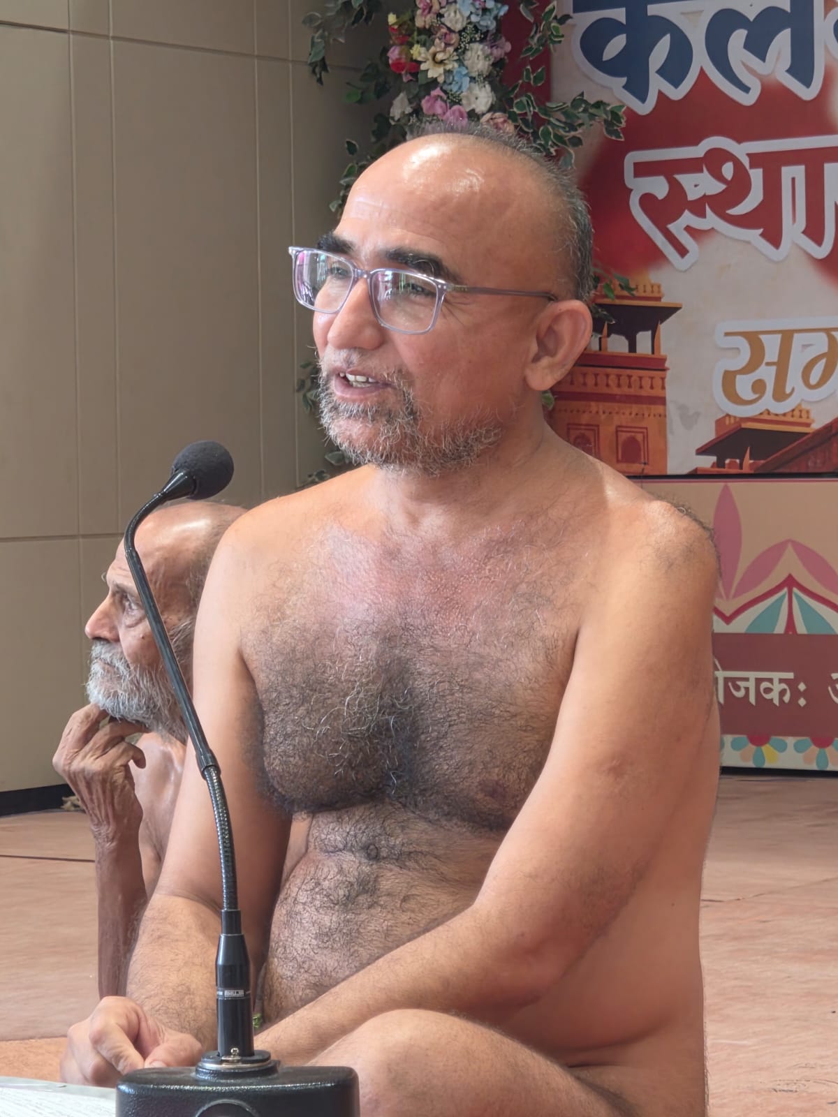 तीर्थंकर नाम कर्म प्रकृति का बंध आहार दान देने से होता है मुनि श्री हितेंद्र सागर जी सीकर में होगी 7 दीक्षा