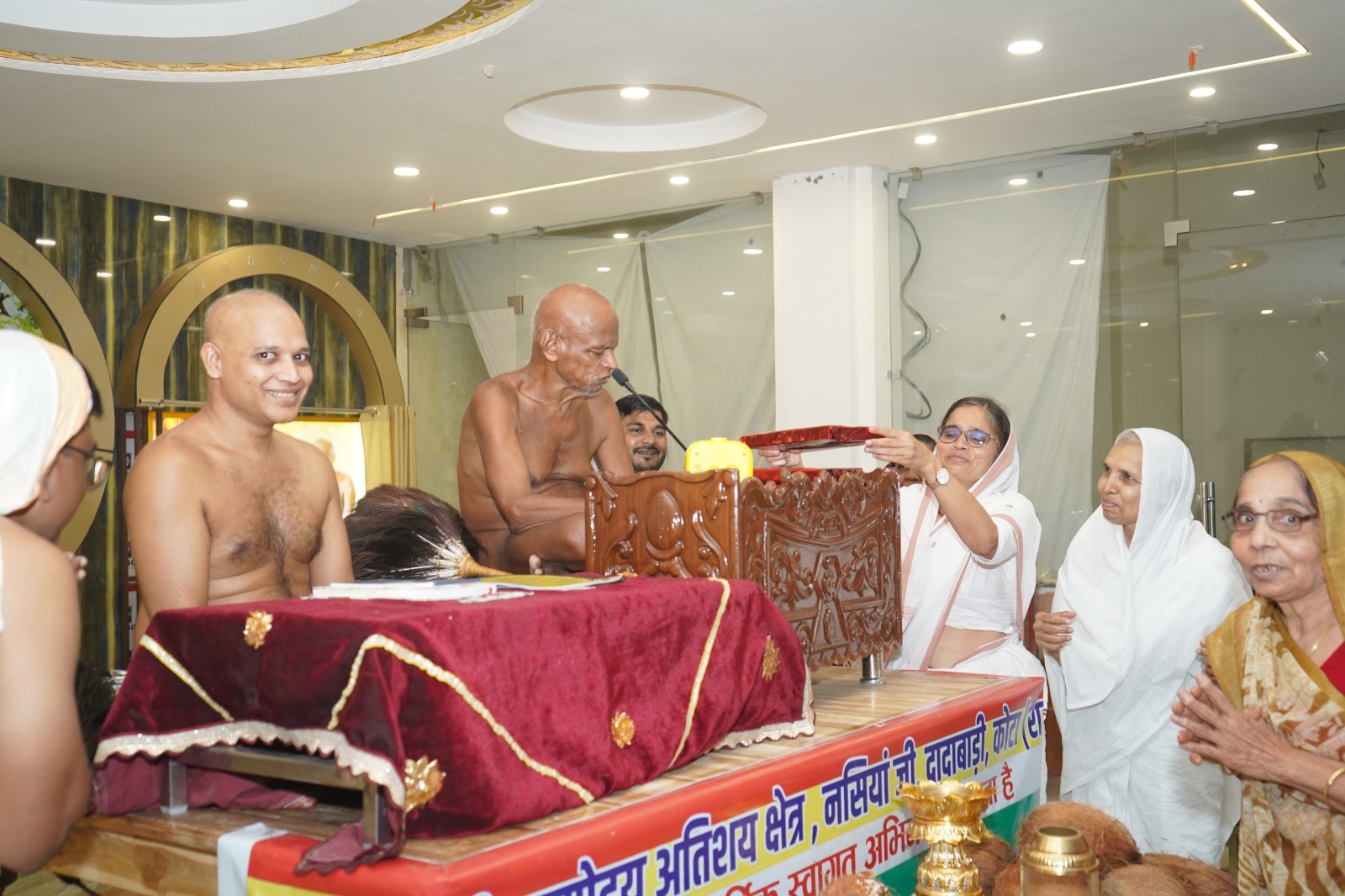 श्रमण संस्कृति की रक्षा, संतों की सेवा और जीव मात्र में वात्सल्य ही सच्ची धर्मसाधना” — मुनि श्री योगसागर जी महाराज