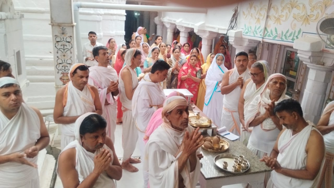 रक्षाबंधन पर्व बड़े हर्ष उल्लास के साथ मनाया एवं भगवान श्रेयांश नाथ , के मोक्ष कल्याण का निर्वाण लाडू चढ़ाया*🙏 सुरेश चंद्र गांधी नौगामा जिला बांसवाड़ा राजस्थान की रिपोर्ट 28 अगस्त 2026 नौगामा—-