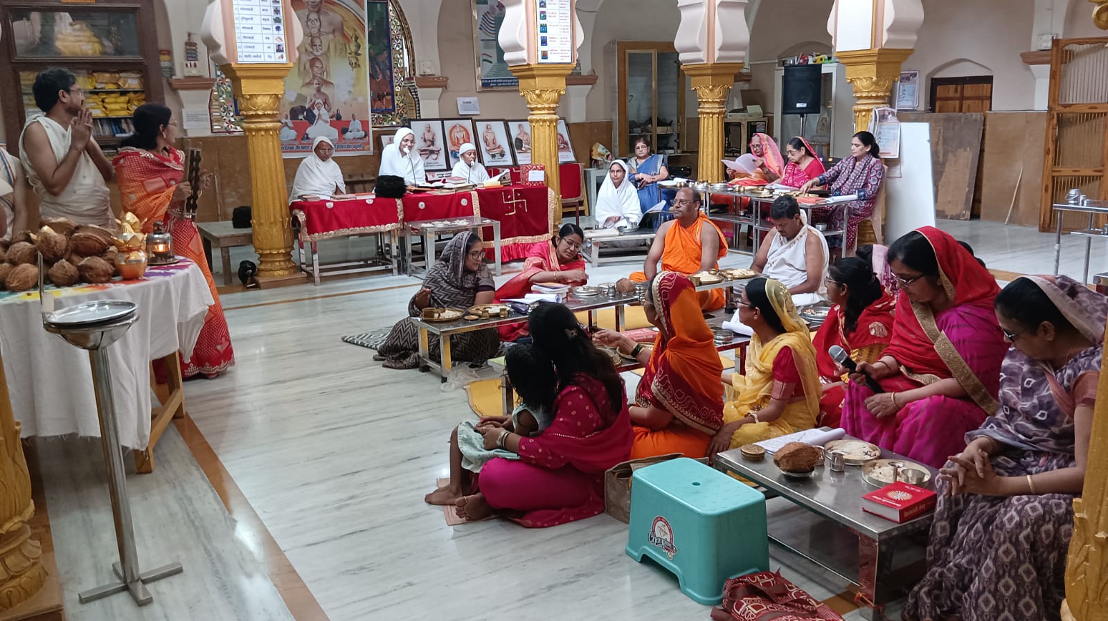 *श्रेयांश नाथ भगवान का मनाया मोक्ष कल्याणक, **