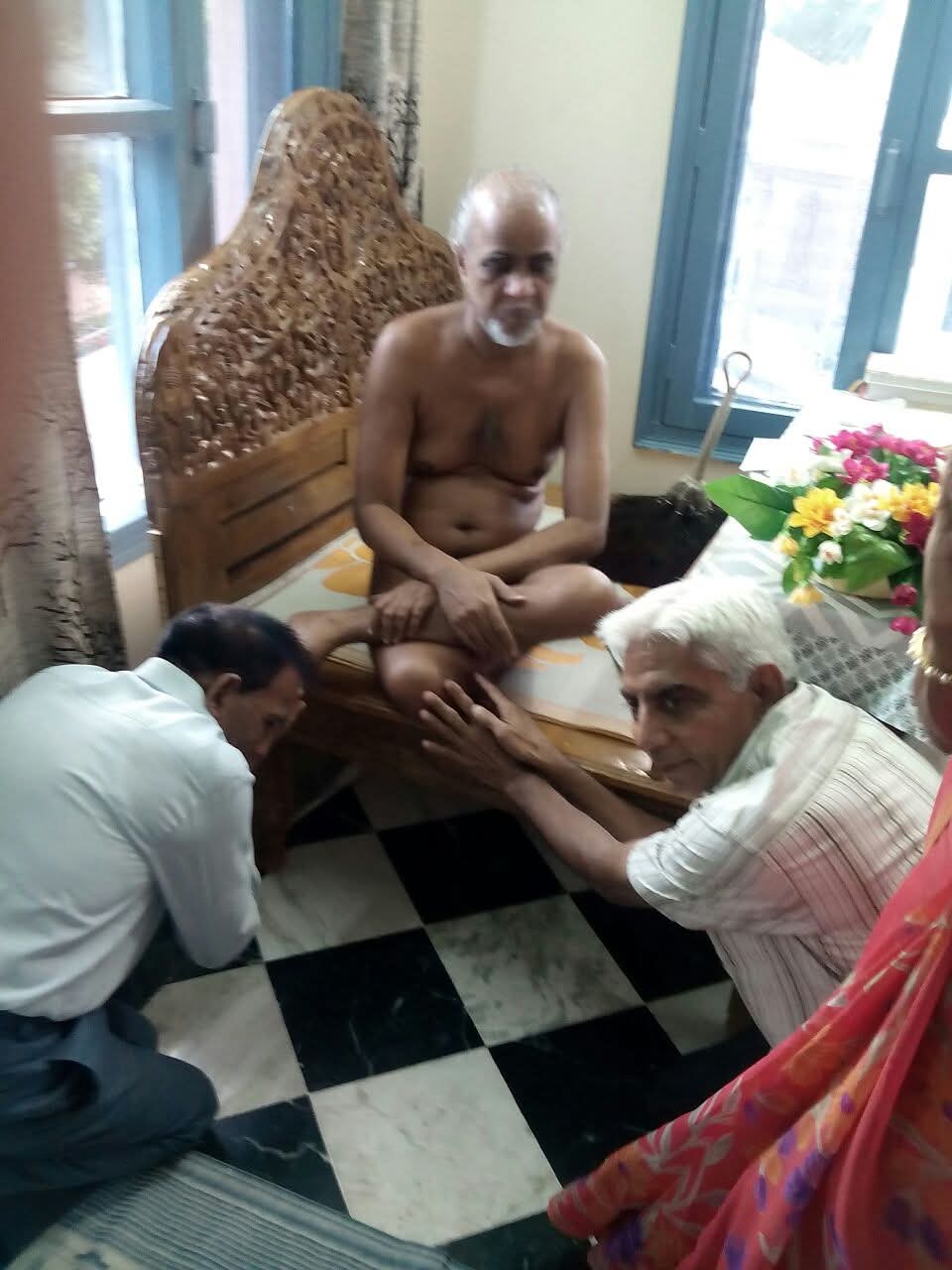 आठ साल बाद भी रामगंजमंडी की गलियों में गूंजती है वह आवाज… ‘कड़वे प्रवचन’ वाले तरुणसागर जी की यादें आज भी ताजा