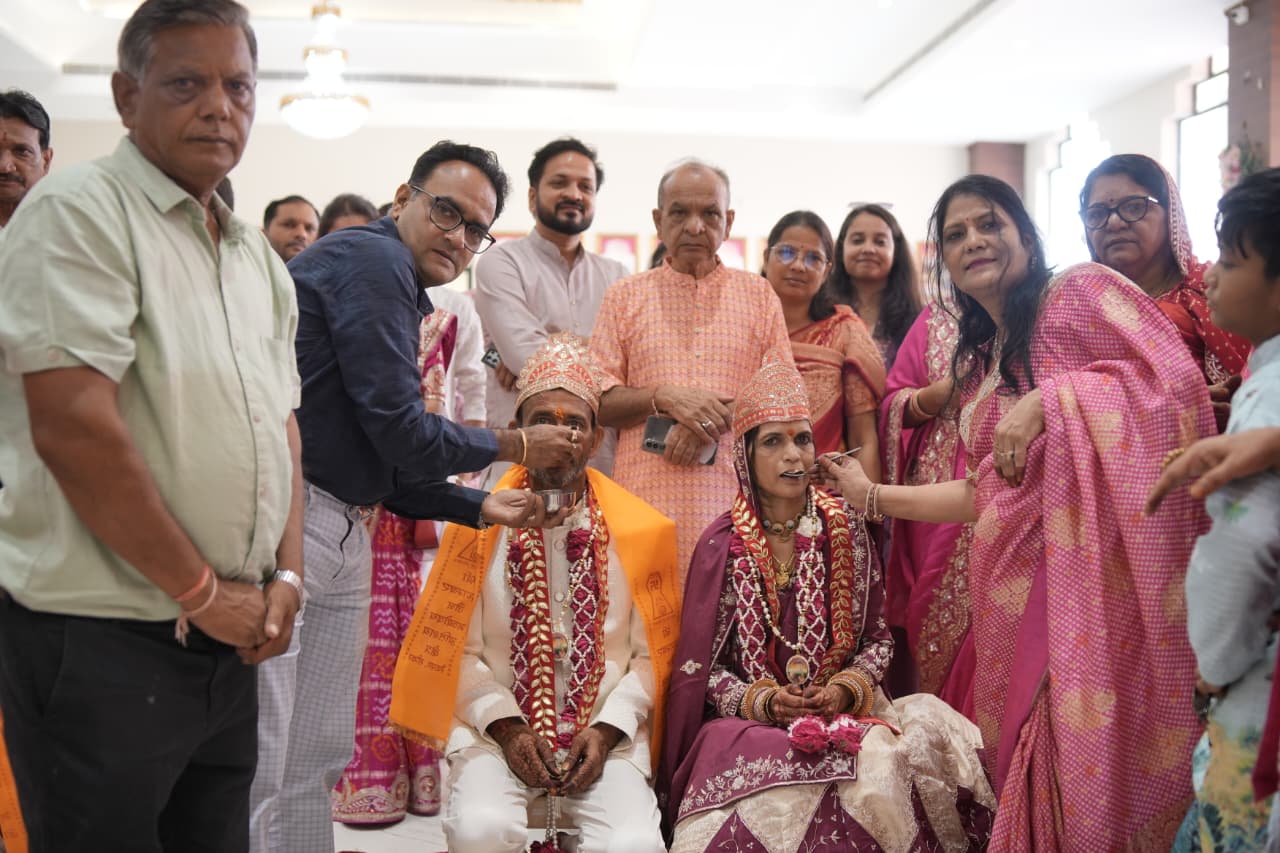 उपवास से जीवन में क्षमा, सरलता ,मृदुता अर्जित करें तथा अहंकार ,नाम ,यश ,प्रशंसा की भावना नहीं लावे तभी उपवास सार्थक होगा आचार्य श्री वर्धमान सागर जी